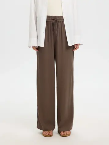 Selected SLWVIVA-GULIA HW LONG SUN PANT Chocolate chip