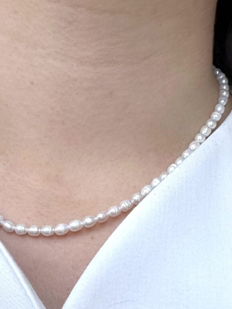 Ellen Beekmans Parelketting Fijn