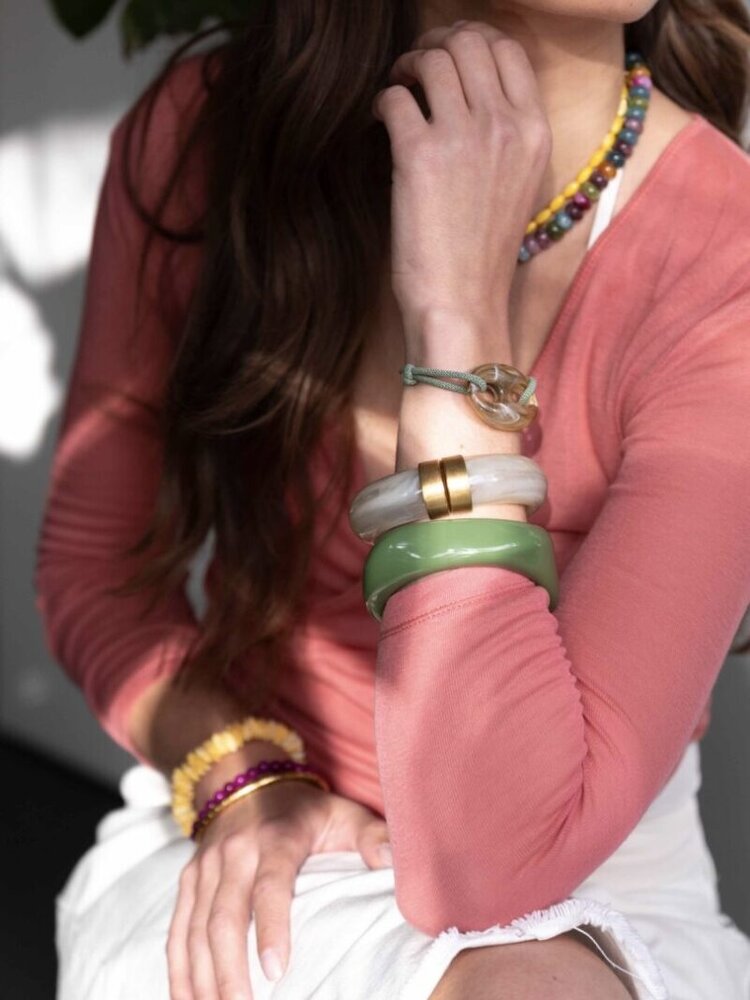 Ellen Beekmans Bangle vierkant organisch Olive Green