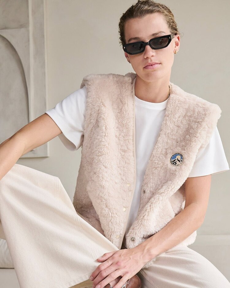 Another-Label ALFina vest Sandshell