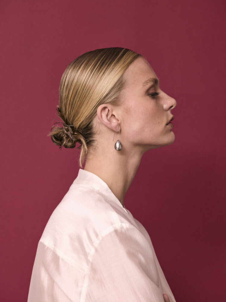 Ellen Beekmans Oorbellen Bold drop Zilver