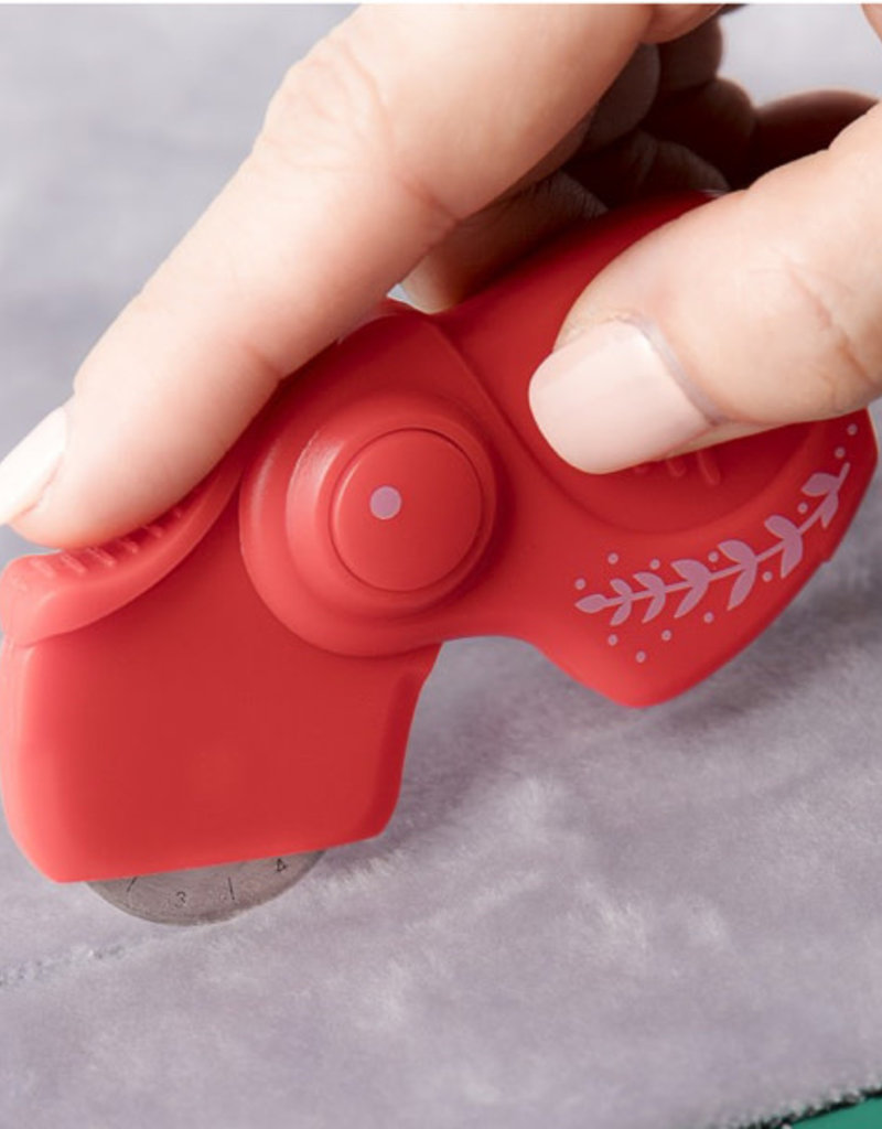 Sew Easy POCKET ROTARY CUTTER