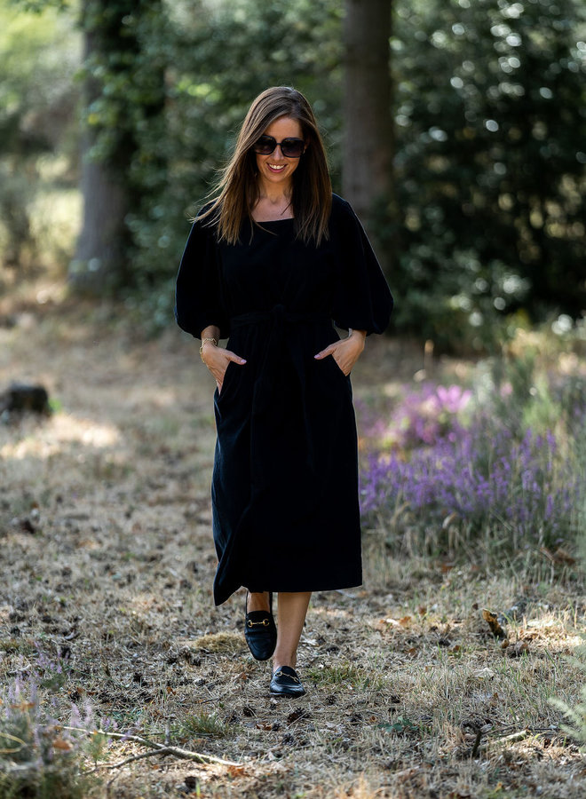 Long velvet dress black