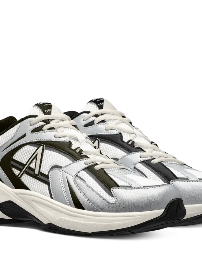 Sneakers Oserra / Silver Black