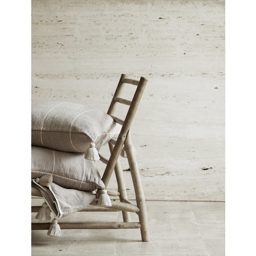 TinekHome Bamboo lounge chair/ white mattress
