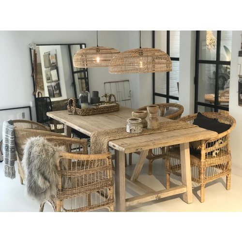 Snowdrops Copenhagen PURE DINING TABLE