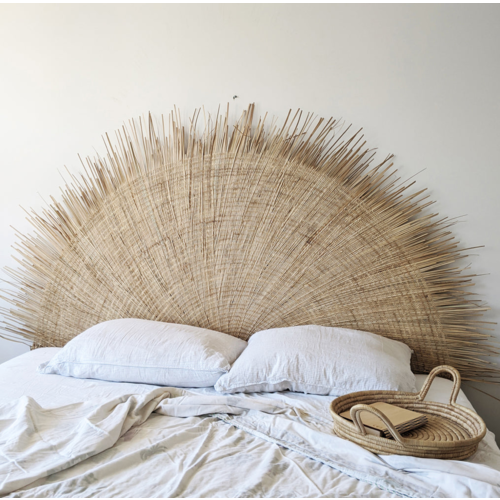 Artesanos de Africa Bedboard made from palm leaves