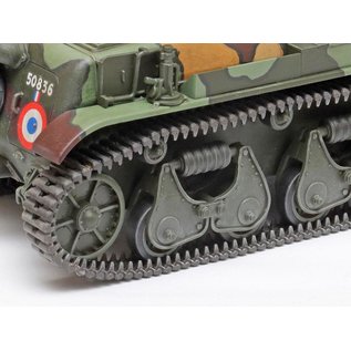 TAMIYA Renault R35 French light tank - 1:35