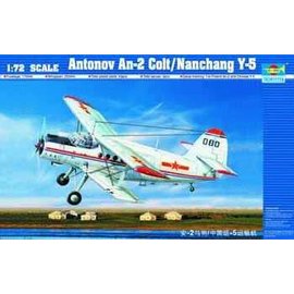 Trumpeter Trumpeter - Antonow An-2 Colt / Nanchang Y-5  1:72