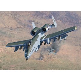 Revell Revell - Fairchild-Republic A-10A/C Thunderbolt II - 1:72