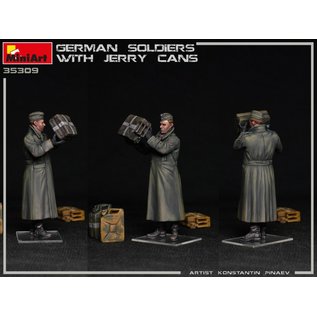 MiniArt German Soldiers w/Jerry Cans  - 1:35