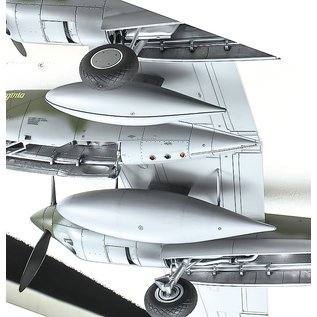 TAMIYA Lockheed P-38F/G Lightning - 1:48