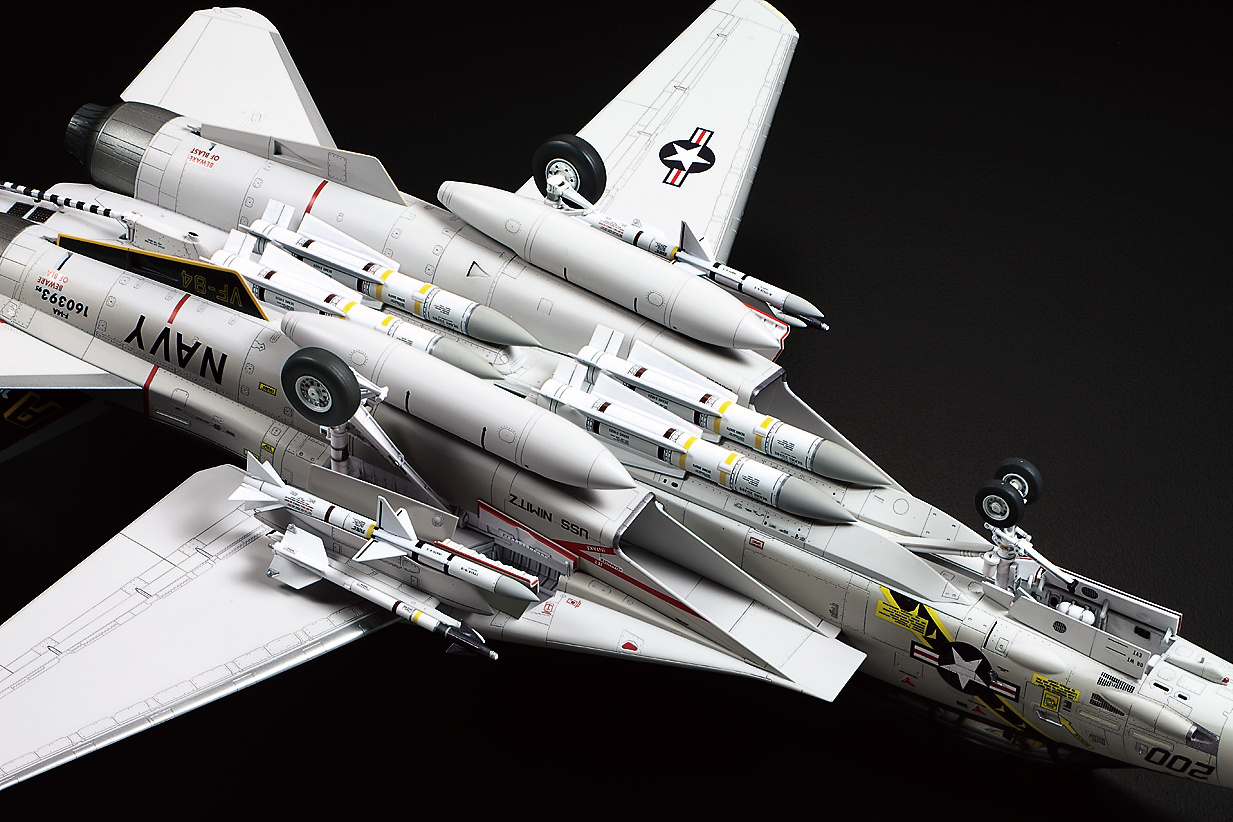 Ф 14 1 2 4. Tamiya 1/48 Grumman f-14a Tomcat. Грумман f 14 a Tomcat. 61114 Tamiya 1/48 самолёт f-14a Tomcat. F-14 Томкэт Tamiya.