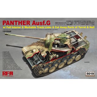 Ryefield Model Panther Ausf.G with full interior & cut away parts & workable track links - 1:35