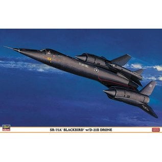 Hasegawa Lockheed SR-71A "Blackbird" (M-21) with D-21B Drone - 1:72