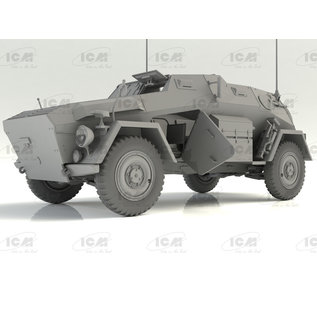 ICM Sd.Kfz. 247 Ausf. B mit Besatzung - 1:35