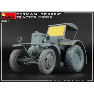 MiniArt Lanz Traktor D8532 - 1:35
