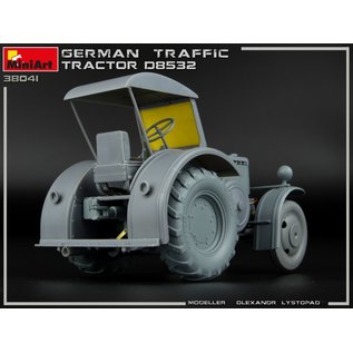 MiniArt Lanz Traktor D8532 - 1:35