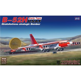 Modelcollect Boeing B-52H Stratofortress, early type - 1:72