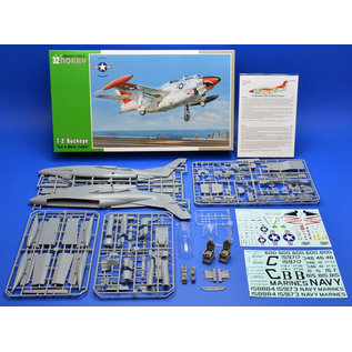 Special Hobby North American T-2 Buckeye "Red & White Trainer" - 1:32