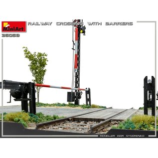 MiniArt Railroad crossing - 1:35
