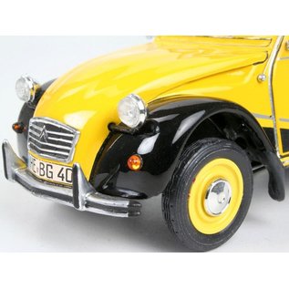 Revell Citroen 2CV "Charleston" - 1:24