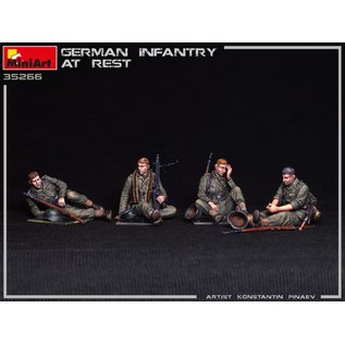 MiniArt German Infantry at rest - 1:35