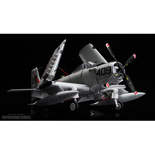 Zoukei-Mura US Navy A-1H Skyraider w/ Weapons - 1:32