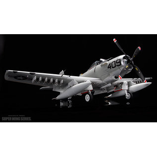 Zoukei-Mura US Navy A-1H Skyraider w/ Weapons - 1:32
