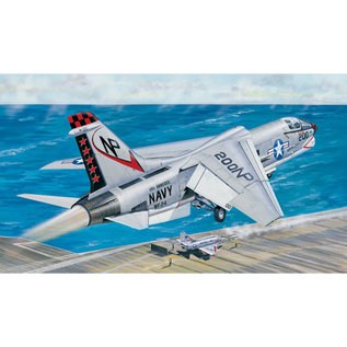 Trumpeter Vought F-8J Crusader - 1:32