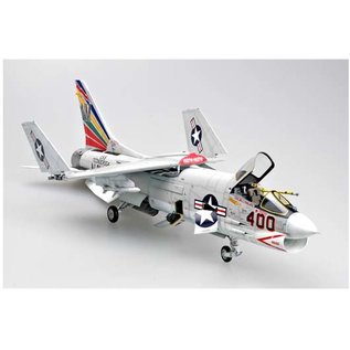 Trumpeter Vought F-8E Crusader - 1:32