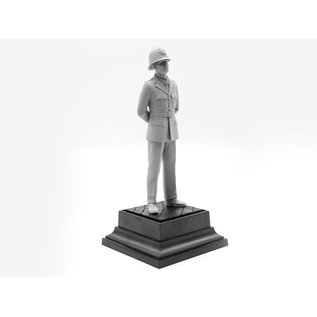 ICM British Policeman - 1:16