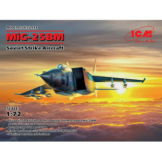ICM Mikoyan-Gurewitsch MiG-25BM Soviet Strike Aircraft - 1:72