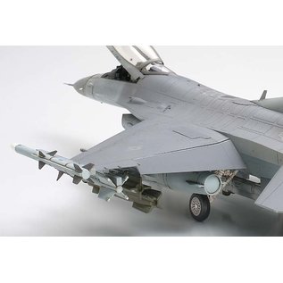 TAMIYA Lockheed Martin F-16C Block 25/32 Fighting Falcon - 1:48