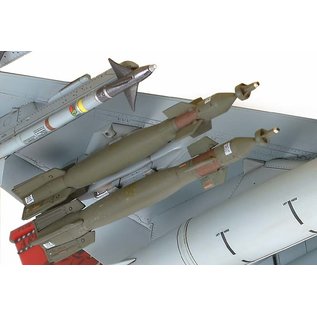 TAMIYA Lockheed Martin F-16C Block 25/32 Fighting Falcon - 1:48