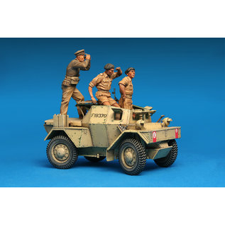 MiniArt Dingo Mk. 1b British Scout Car w/Crew - 1:35