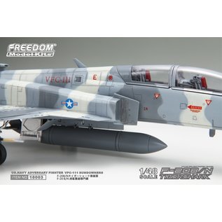 Freedom Model Kits Northrop F-20B/N Tiger Shark Twin Seat Fighter / Trainer - 1:48