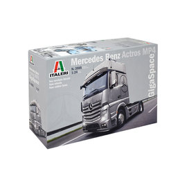 Italeri Italeri - Mercedes Benz Actros MP4 Gigaspace - 1:24