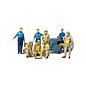 TAMIYA WWII U.S. Navy Pilots w/Moto-Tug - 1:48