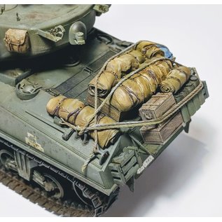 Asuka Model U.S. Medium Tank M4A3E2 Sheman “Jumbo” - Limited Edition - 1:35