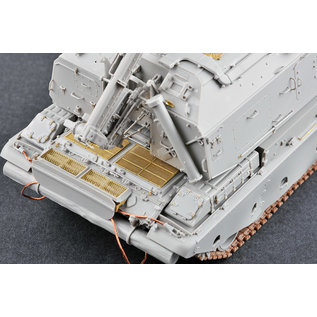 Trumpeter 2S19-M2 Self-propelled Howitzer - 1:35