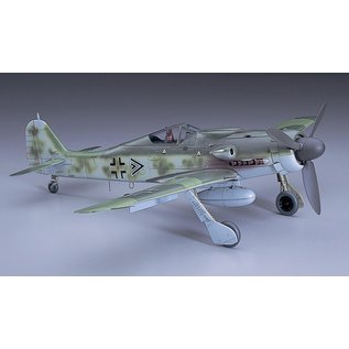 Hasegawa Focke-Wulf Fw 190D-9 - 1:32