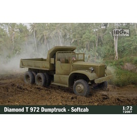 IBG Models IBG - Diamond T 972 Dumptruck - Softcab - 1:72