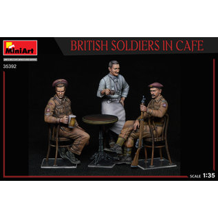 MiniArt British Soldiers in Cafe - 1:35