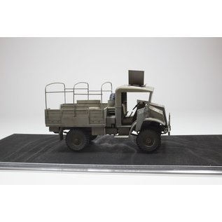 IBG Models Chevrolet C15A Personnel Lorry - 1:35