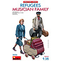 MiniArt Refugees - Musician Family - 1:35