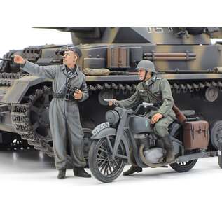TAMIYA Panzerkampfwagen IV Ausf G. Early Production & Motorcycle Eastern Front - 1:35