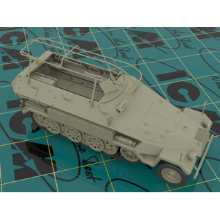 ICM Sd.Kfz.251/6 Ausf.A with Crew - 1:35