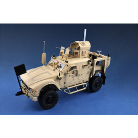 Trumpeter Trumpeter - Oshkosh US M1240 M-ATV "MRAP" - 1:72