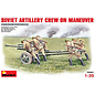MiniArt Soviet Arlillery Crew on Maneuver - 1:35